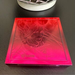 NWOT MAC x Honor Of Kings Eye Shadow Palette